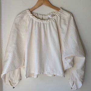 Cute crinkled cotton top from Atelier Delphine
